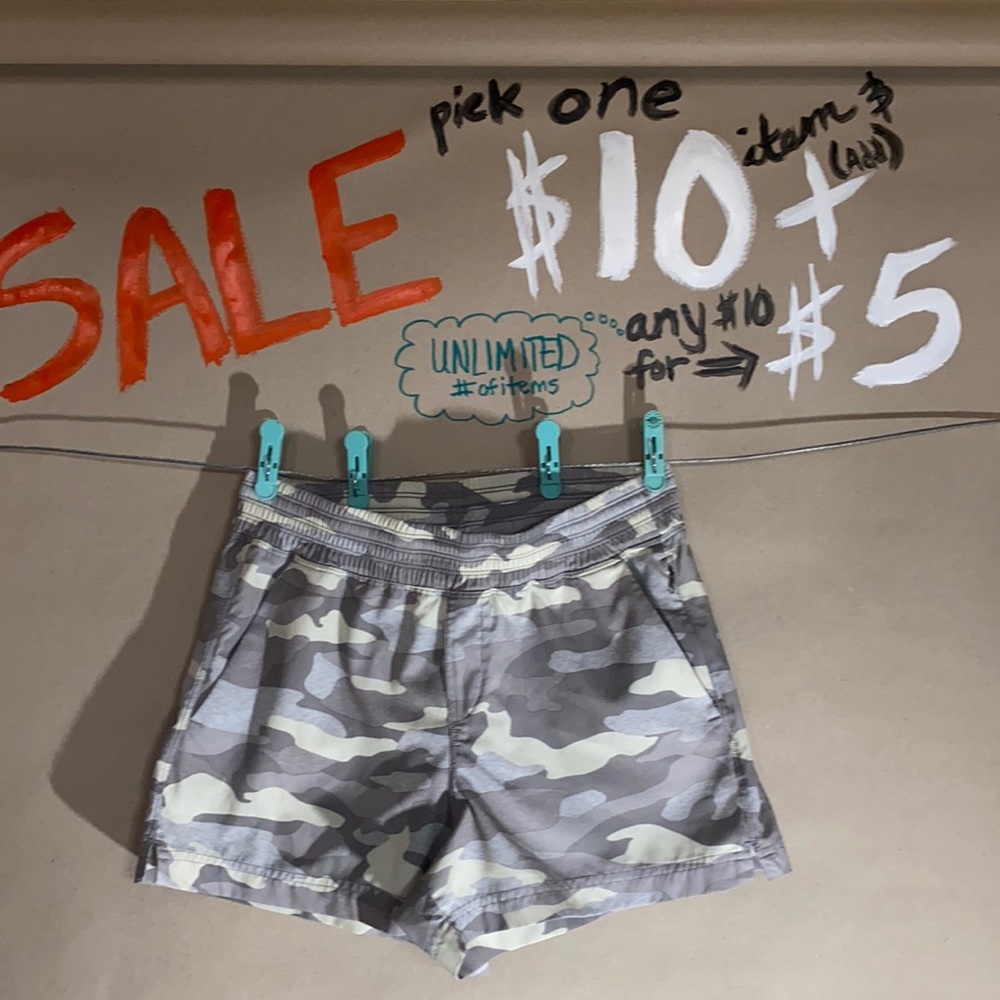 Stretchrech camo shorts $10 BYGO $5